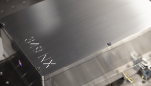 Laser UV 349nm et 320 nm Skylark Lasers